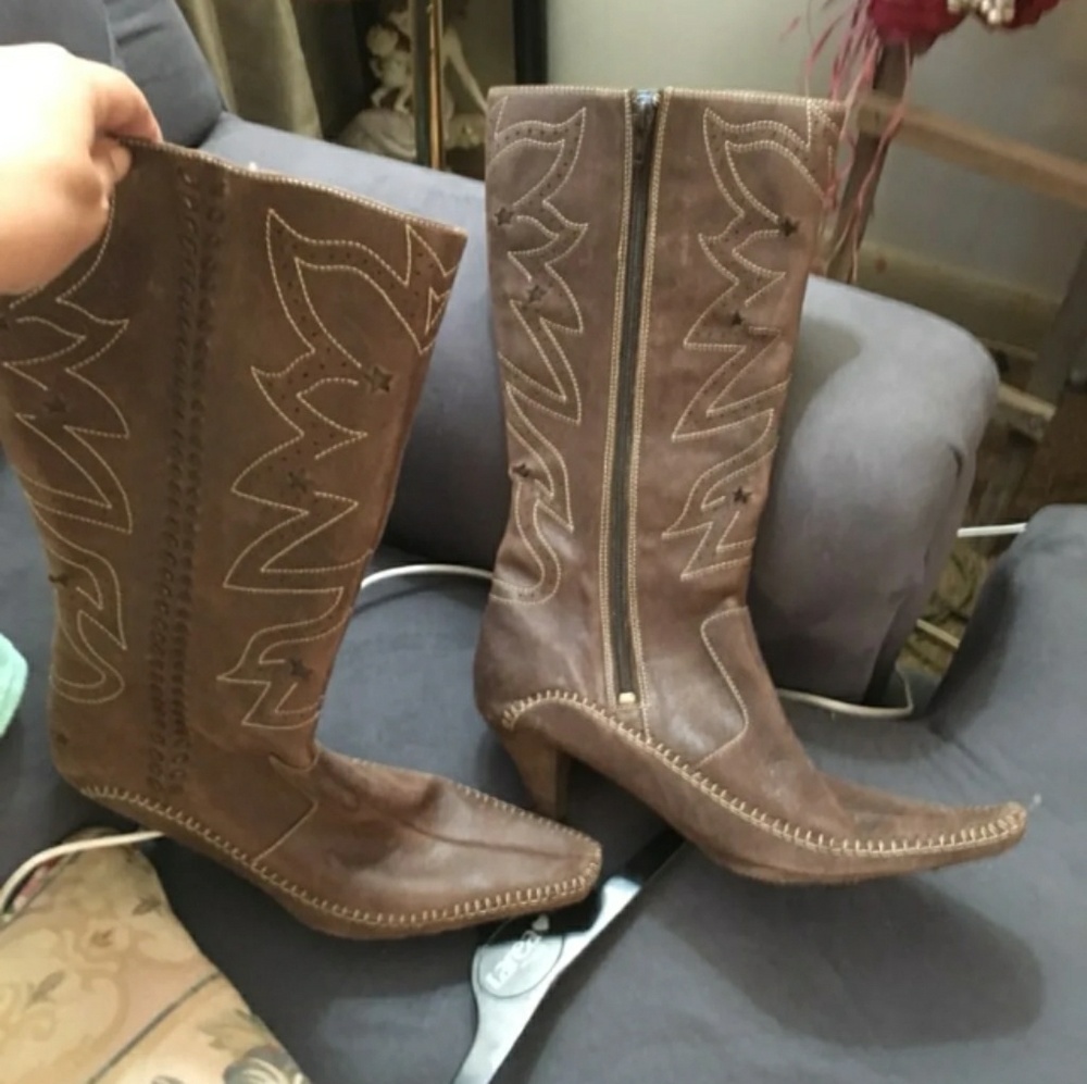 Indigo Clark boots